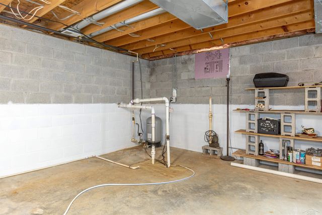 6556 N Magruder Road, Warren Twp, MI 48618