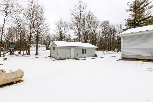 6556 N Magruder Road, Warren Twp, MI 48618