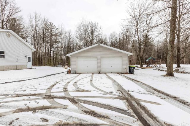 6556 N Magruder Road, Warren Twp, MI 48618