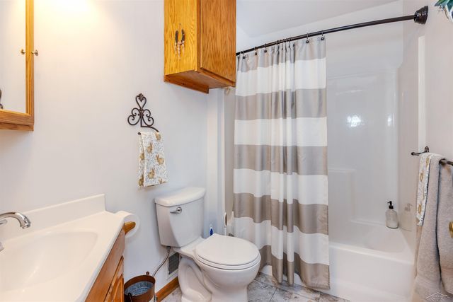 6556 N Magruder Road, Warren Twp, MI 48618