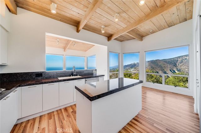 31176 Ceanothus, Laguna Beach, CA 92651