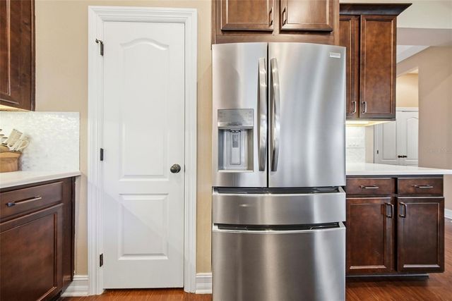 5909 JASPER GLEN DRIVE, Lithia, FL 33547