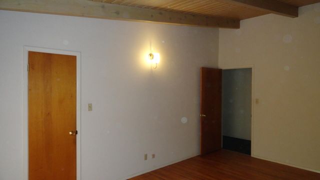 1908 Ridgecrest Drive SE, Albuquerque, NM 87108