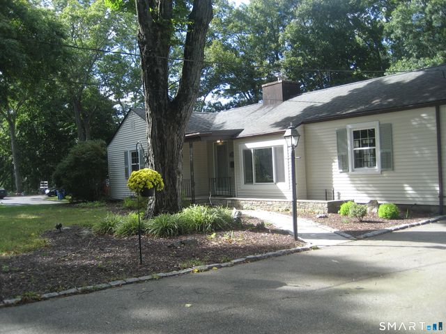 60 Mohegan Road, Norwich, CT 06360