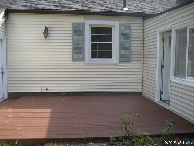 60 Mohegan Road, Norwich, CT 06360