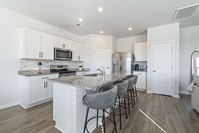 2301 Tintern Rd, Lebanon, TN 37087