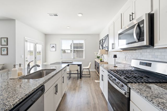 2301 Tintern Rd, Lebanon, TN 37087