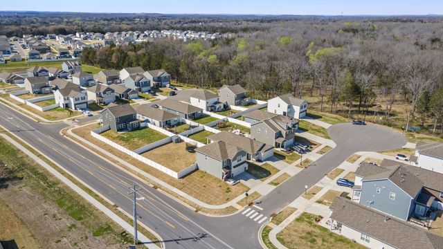 2301 Tintern Rd, Lebanon, TN 37087