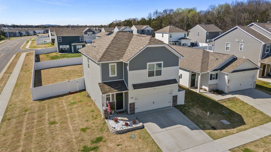 2301 Tintern Rd, Lebanon, TN 37087