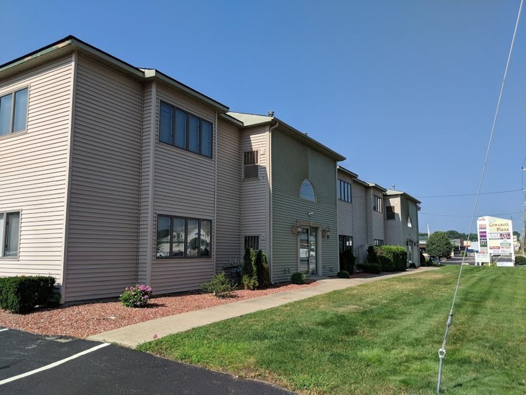 293 Cowesett Avenue 6, West Warwick, RI 02893