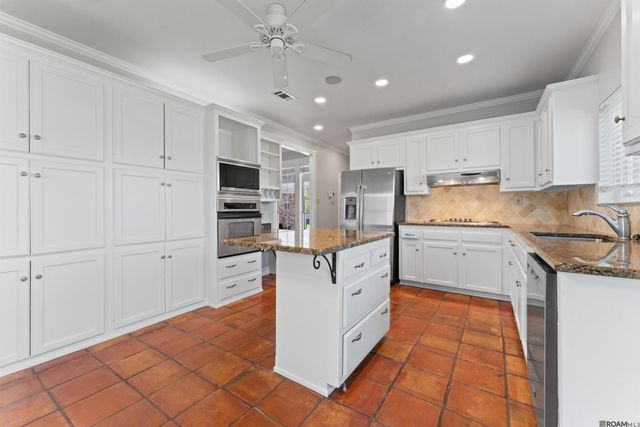 13514 Mary Edith Pl, Baton Rouge, LA 70809