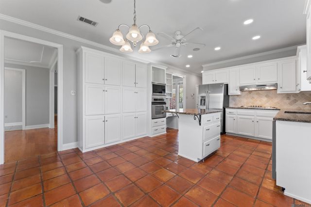 13514 Mary Edith Pl, Baton Rouge, LA 70809