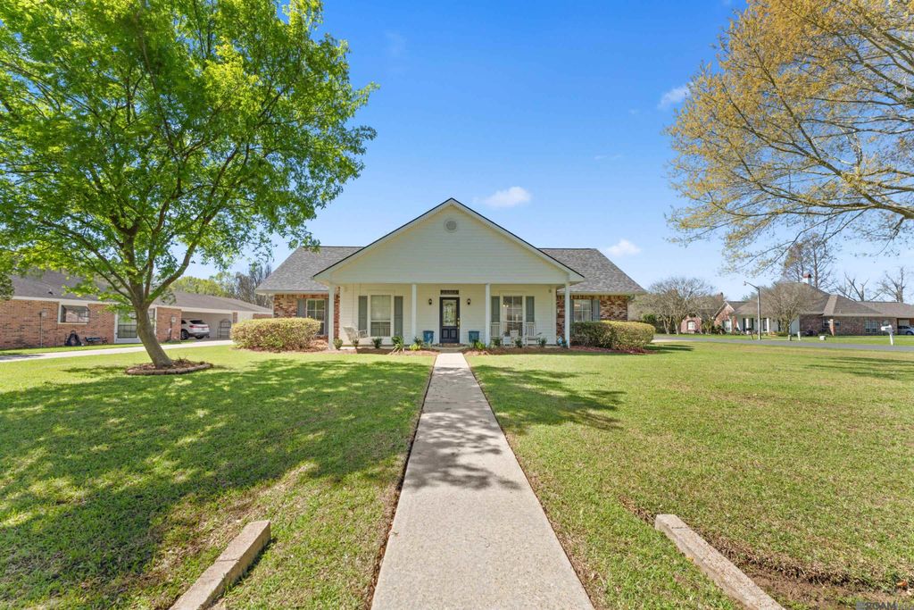 13514 Mary Edith Pl, Baton Rouge, LA 70809