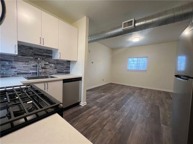 609 Ann St, Homestead, PA 15210