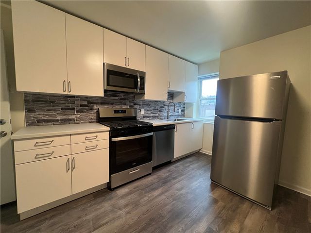 609 Ann St, Homestead, PA 15210