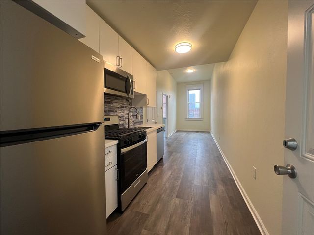 609 Ann St, Homestead, PA 15210