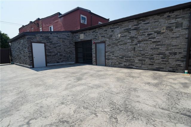 609 Ann St, Homestead, PA 15210