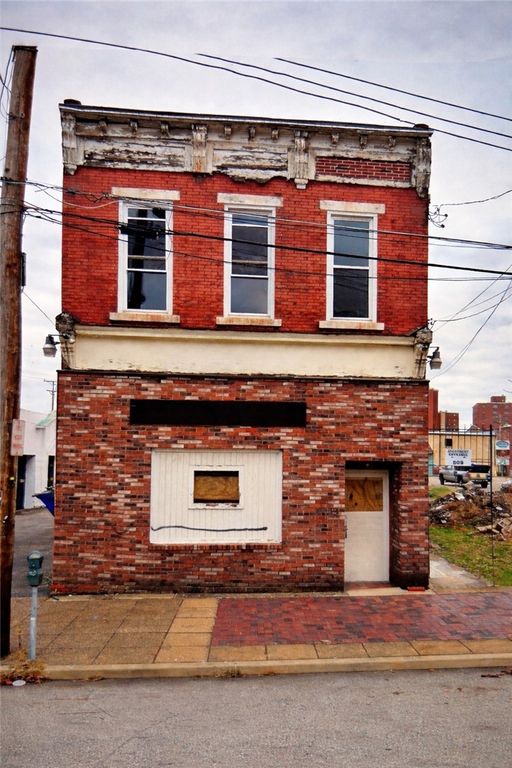 609 Ann St, Homestead, PA 15210
