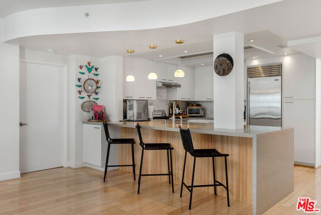 13600 MARINA POINTE Drive 812, Marina Del Rey, CA 90292