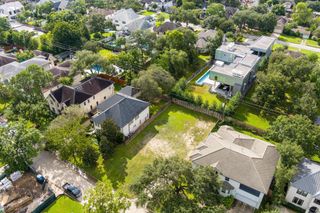 4625 Willow Street, Bellaire, TX 77401