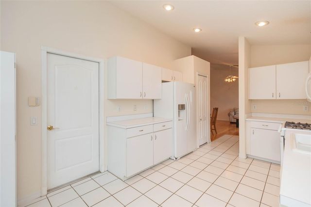 5161 STERLING MANOR DRIVE, Tampa, FL 33647
