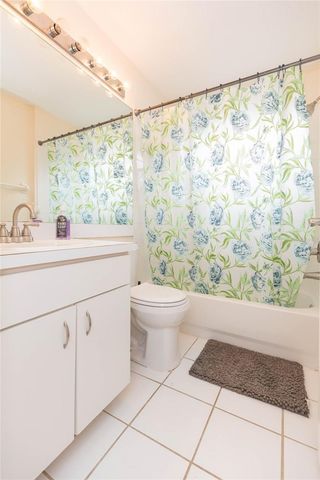 5161 STERLING MANOR DRIVE, Tampa, FL 33647