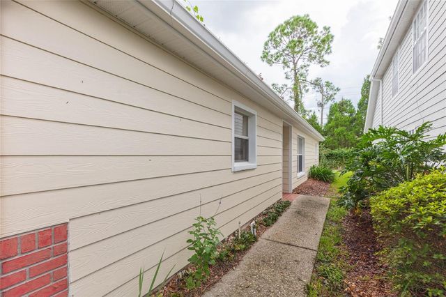 5161 STERLING MANOR DRIVE, Tampa, FL 33647