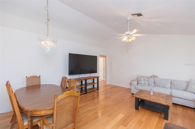 5161 STERLING MANOR DRIVE, Tampa, FL 33647