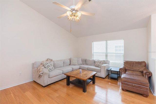 5161 STERLING MANOR DRIVE, Tampa, FL 33647