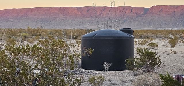 1625 La Roja Lane, Terlingua, TX 79852