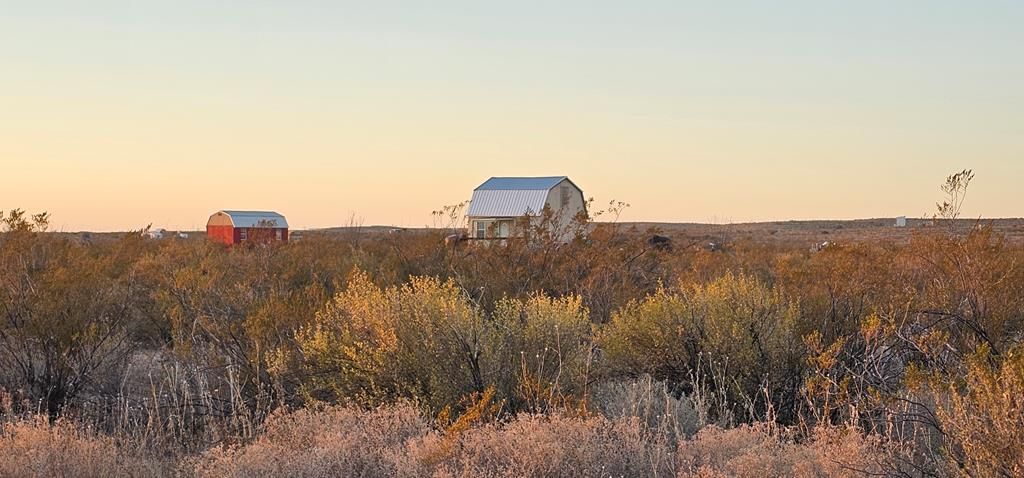 1625 La Roja Lane, Terlingua, TX 79852