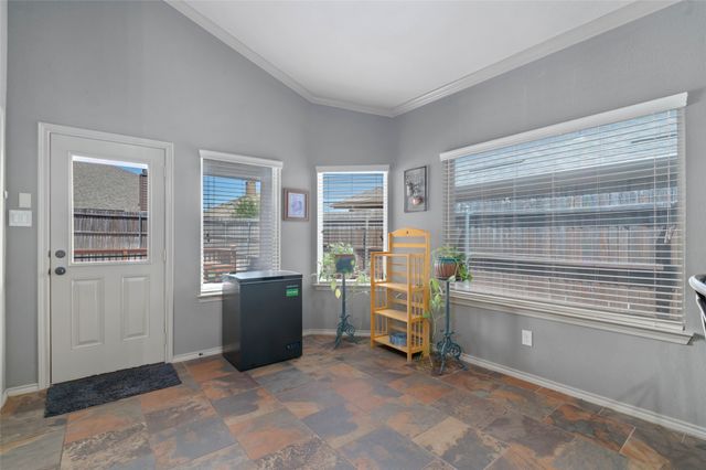 5813 Longmont Drive, Denton, TX 76208