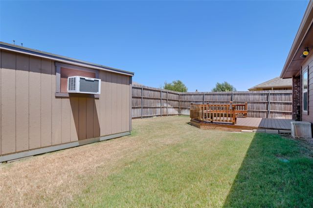 5813 Longmont Drive, Denton, TX 76208