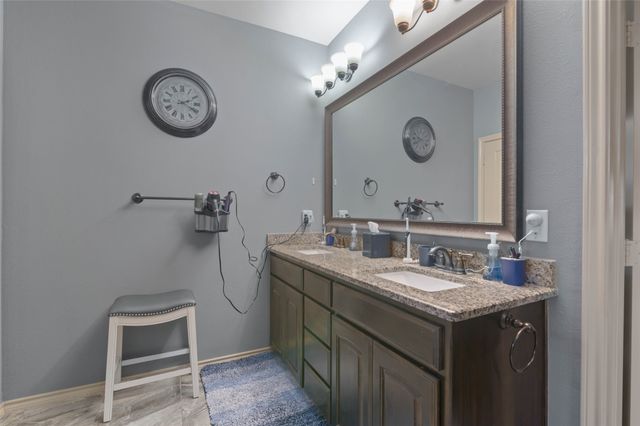 5813 Longmont Drive, Denton, TX 76208