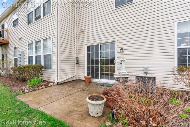560 Dockside Circle 43, Holly Township, MI 48442