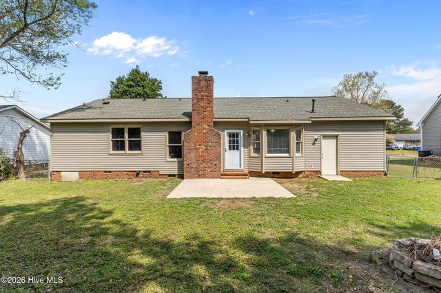 1824 Rivergate Road, Fayetteville, NC 28304