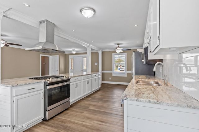 1824 Rivergate Road, Fayetteville, NC 28304