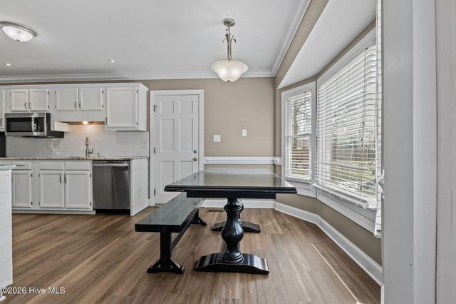 1824 Rivergate Road, Fayetteville, NC 28304