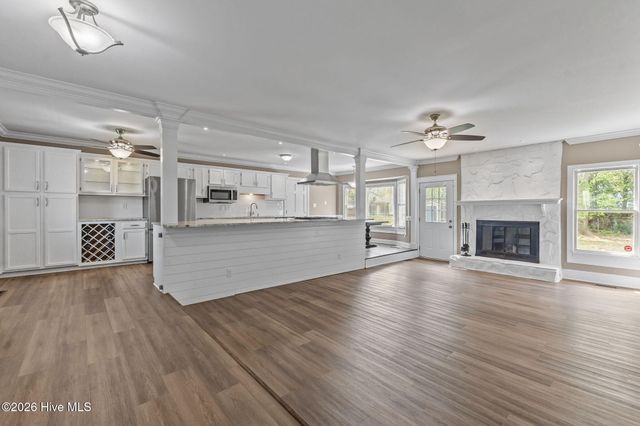 1824 Rivergate Road, Fayetteville, NC 28304