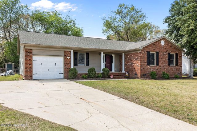 1824 Rivergate Road, Fayetteville, NC 28304