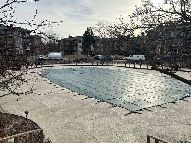 2 Oak Brook Club Drive B111, Oak Brook, IL 60523