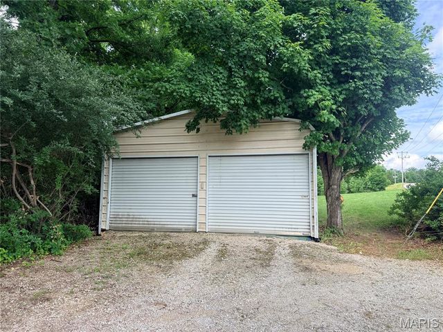 2403 Highway F, Wright City, MO 63390