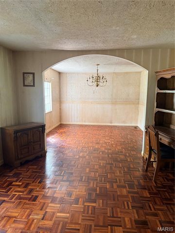 2403 Highway F, Wright City, MO 63390