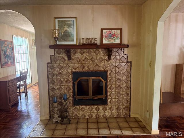 2403 Highway F, Wright City, MO 63390