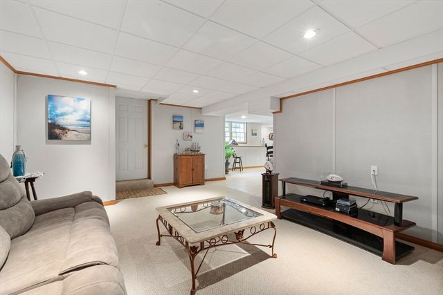 10 Anna Way, Norton, MA 02766