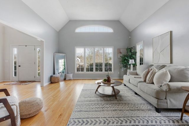 10 Anna Way, Norton, MA 02766