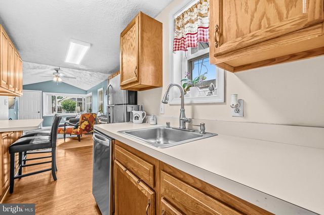 413 ORCHARD AVE, Baltimore, MD 21225