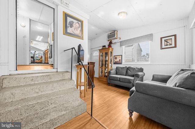 413 ORCHARD AVE, Baltimore, MD 21225