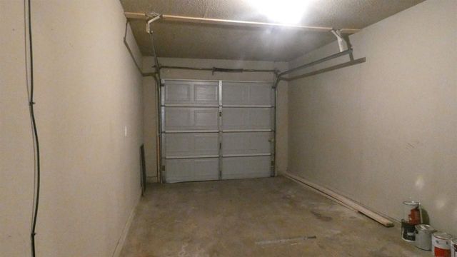 404 SW 71st St, Lawton, OK 73505