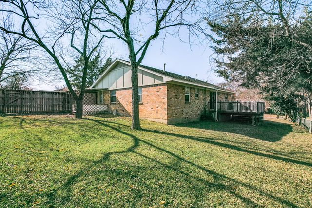 9022 Hackney Lane, Dallas, TX 75238